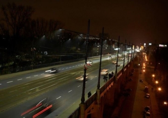 Iluminacja Mostu Poniatowskiego w Warszawie