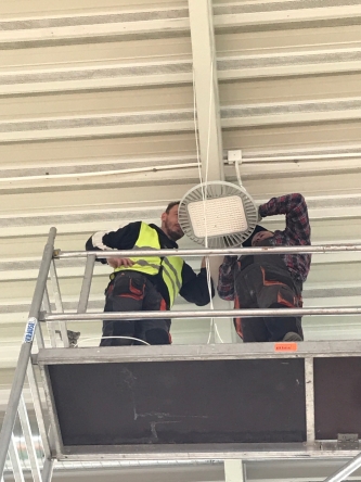 Modernizacja oświetlenia Hali Sportowej – Gmina Chynów